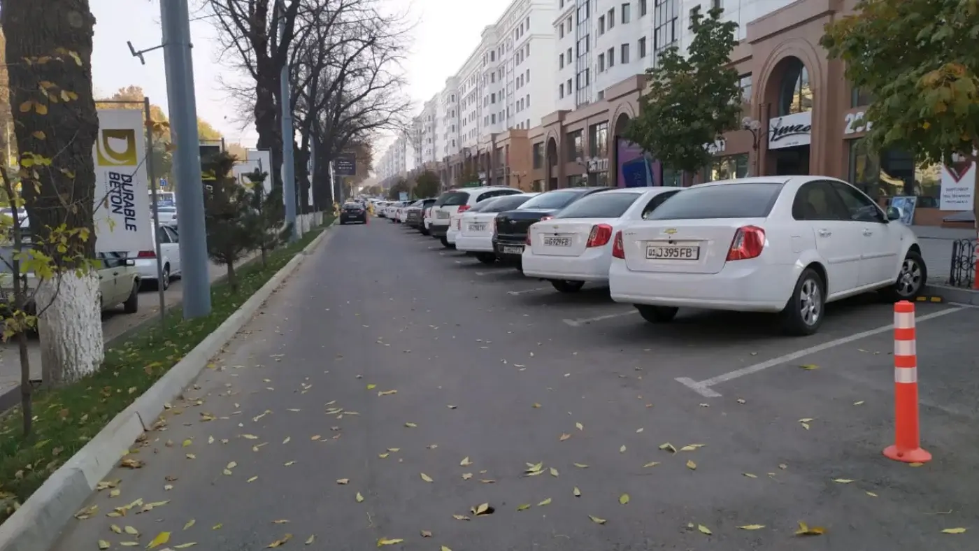 В Ташкенте запущены первые платные парковки