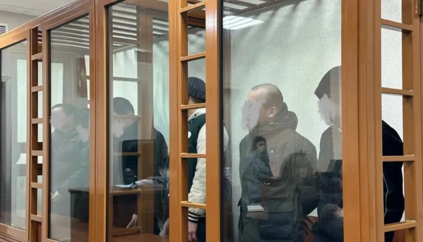 Липецкда 30 метрлик туннель қазиб қочган ўзбекистонлик маҳбусларга ҳукм ўқилди