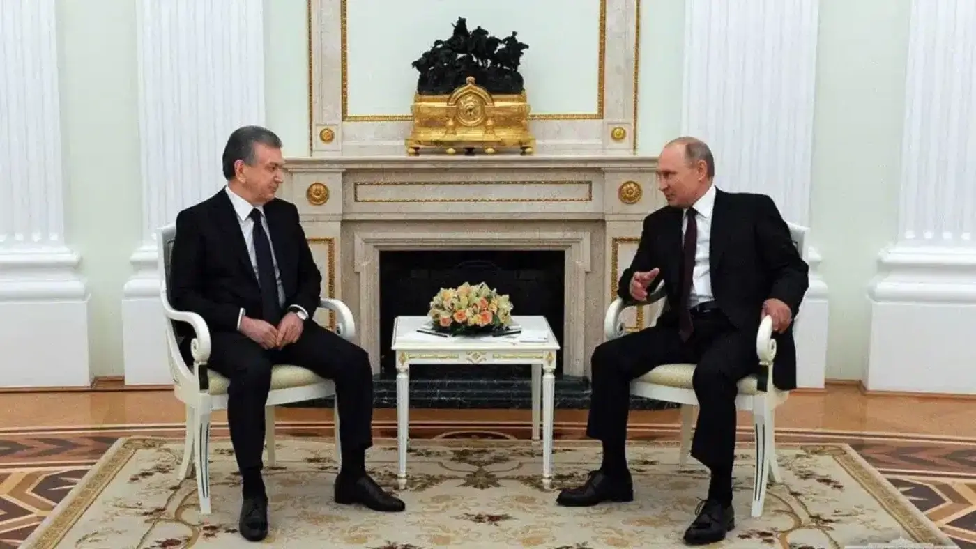 Putin, Mirziyoyev'i Zaferin 80. yılı için tebrik etti