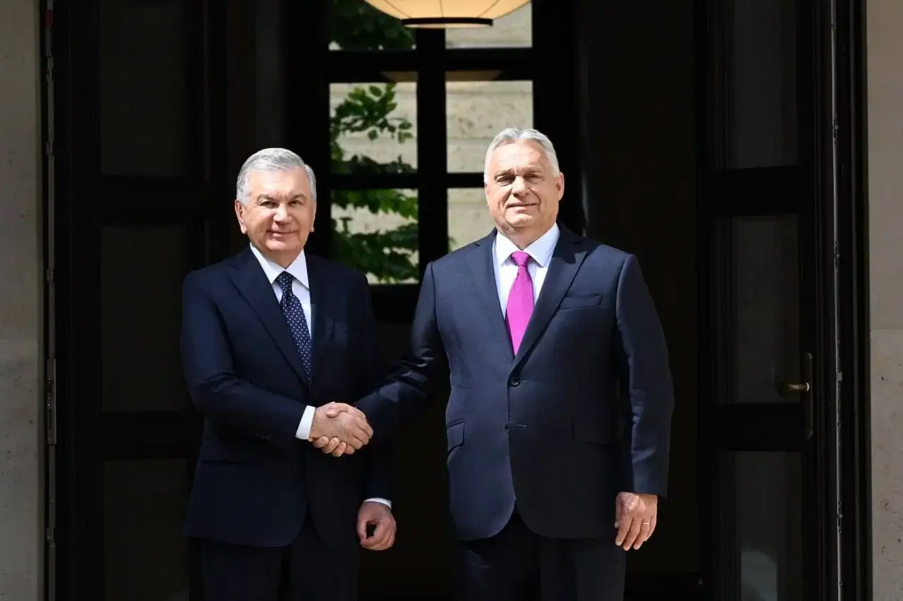 Шавкат Мирзиёев ва Виктор Орбан тор доирада музокара ўтказди