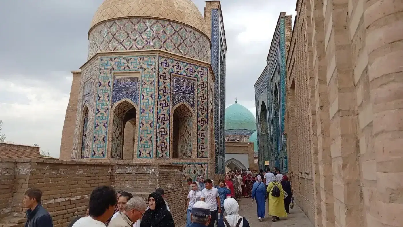 O‘zbekiston ilk bor bir oyda 1 milliondan ortiq turist qabul qildi