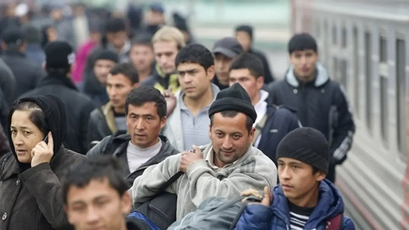 Russia may require HIV certificates from migrants