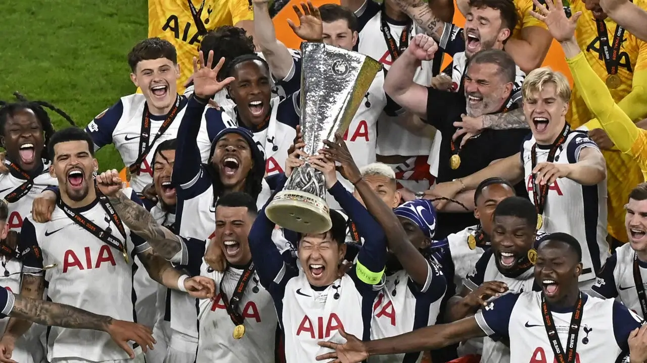 "Tottenham" eleştirilere rağmen şampiyonluğu kazandı - Roy Keane'in görüşü