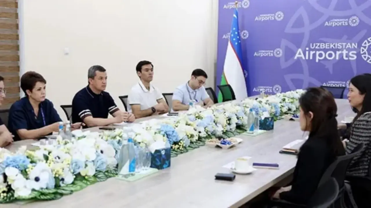 Тошкент – Сингапур рейси: янги ҳаво йўли муҳокама қилинди