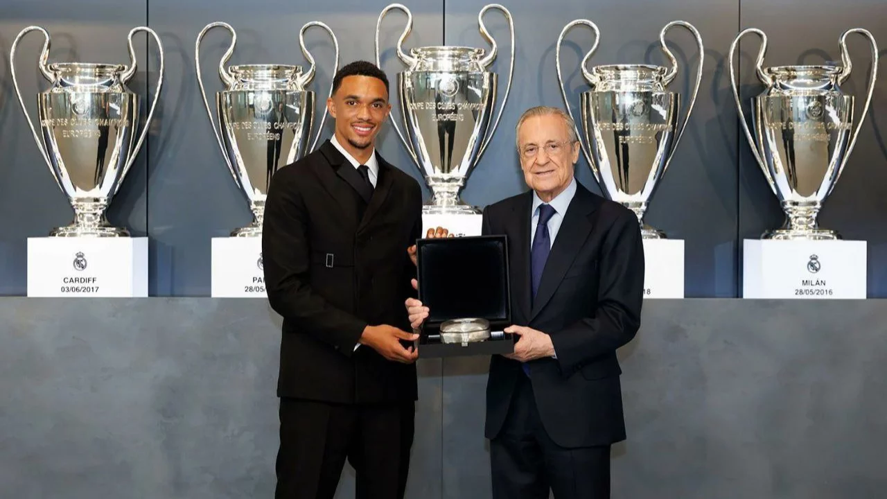 A new defender at Real Madrid: Alexander-Arnold officially presented