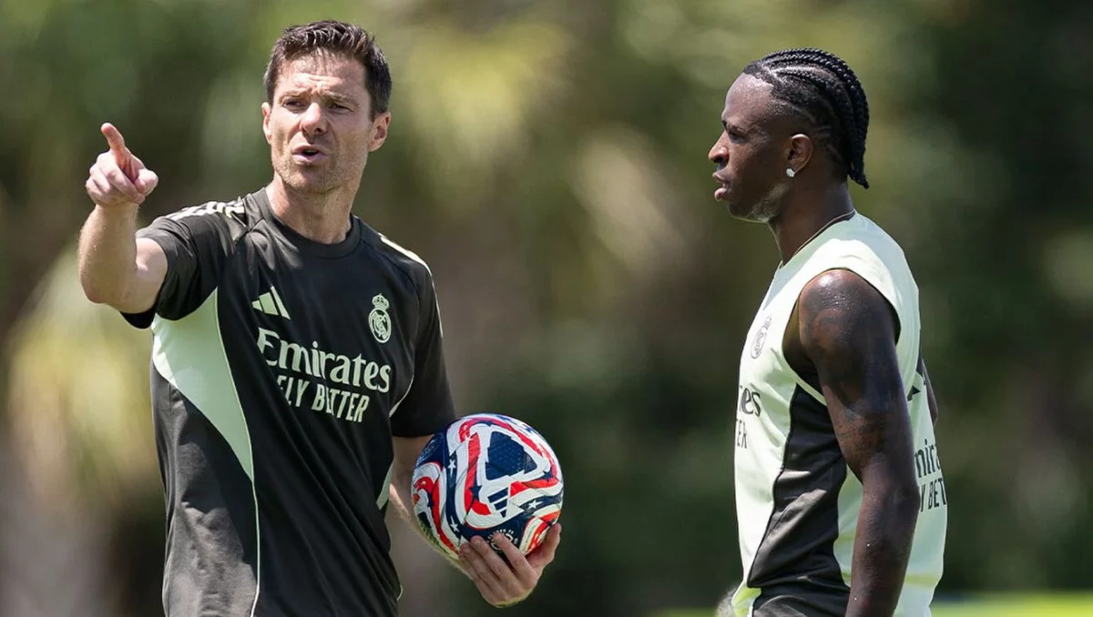 What does Vinicius think of head coach Xabi Alonso?