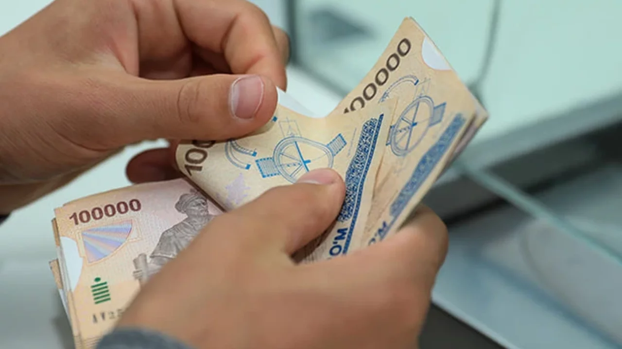 Ўзбекистонда пенсия ва нафақалар яна ошади: кимларга қанча?