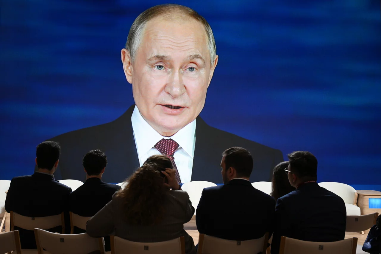 Путин Украина, Эрон ва Исроил бўйича кескин баёнотлар берди