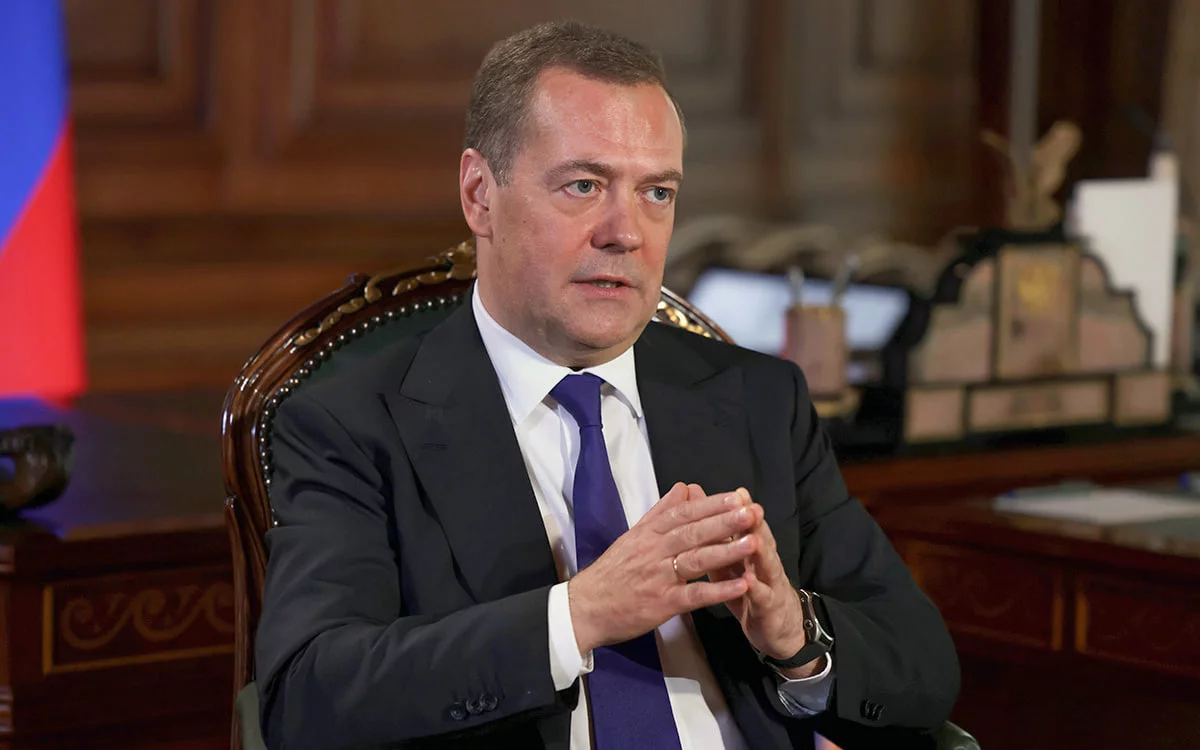 Medvedev: “Trump did not start peace, but a new war”