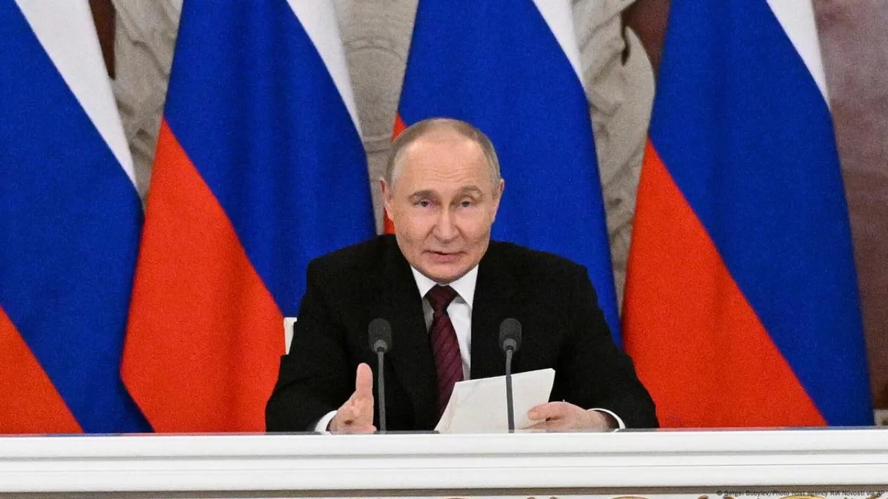 Путин Киев билан музокарага тайёрлигини эълон қилди. Нима кутиляпти?