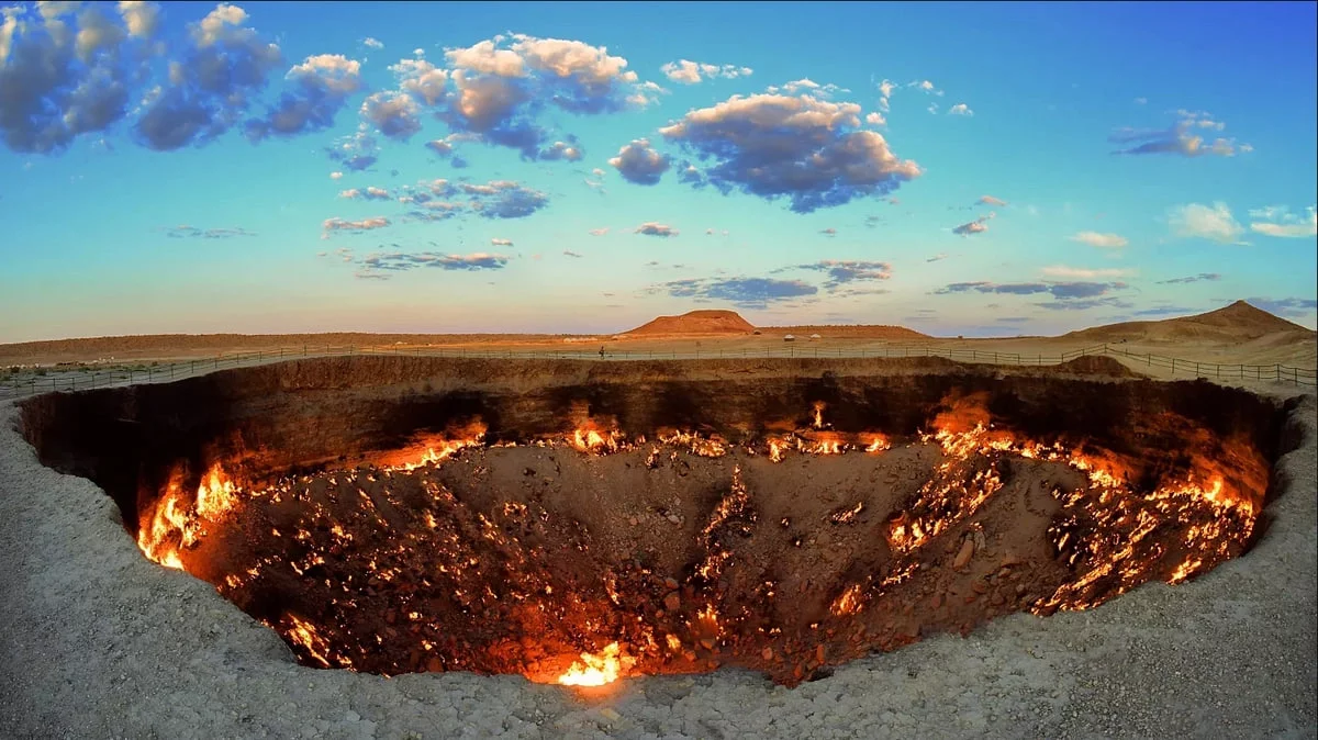 The burning intensity of the "Gate of Hell" in the Karakum desert has been drastically reduced!