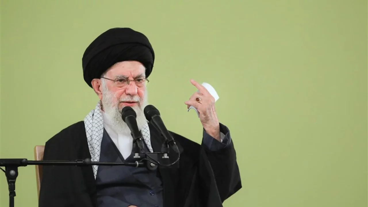 Khamenei’s sharp warning to the USA: You cannot threaten Iran