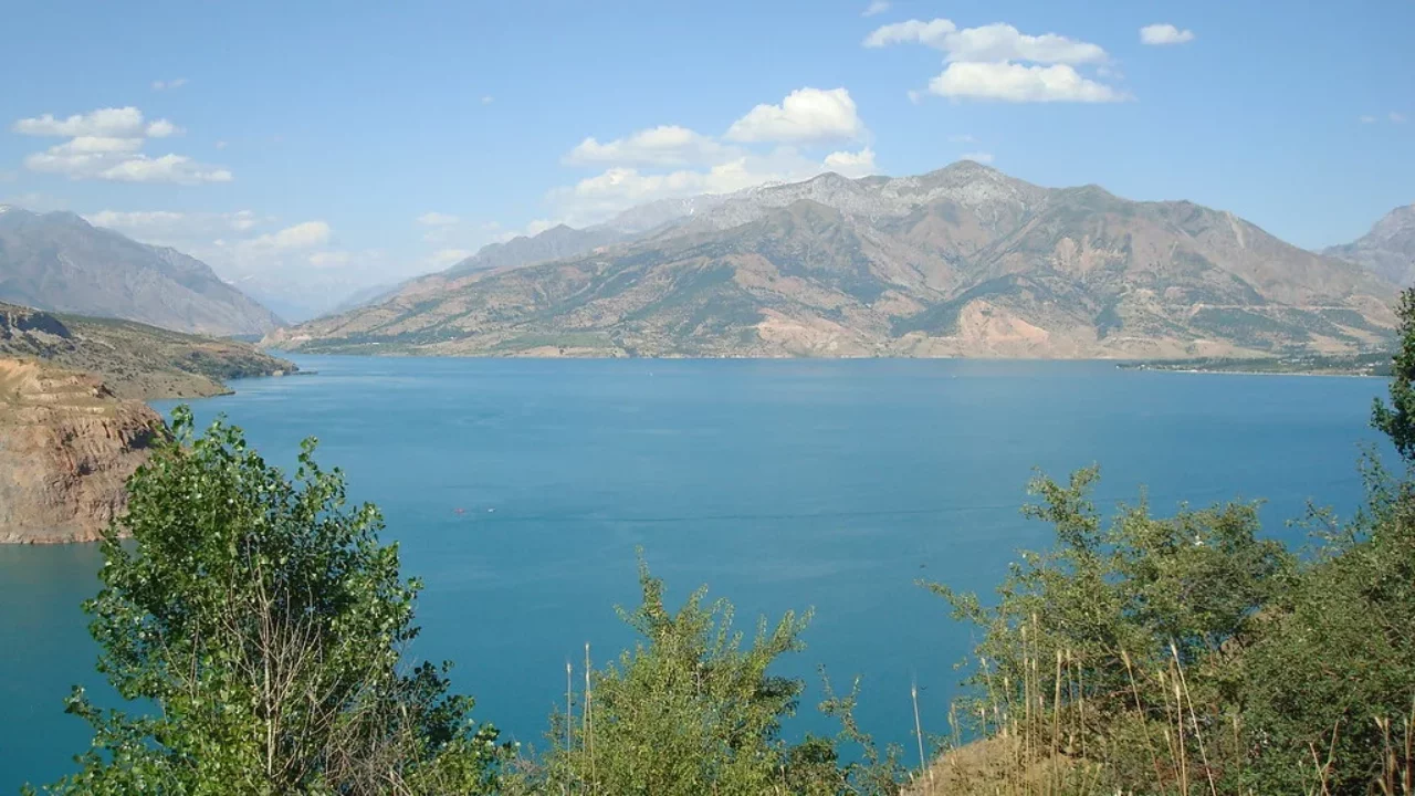 Taşkent bölgesindeki Sea Breeze tatil köyüne 5 milyar dolar yatırım
