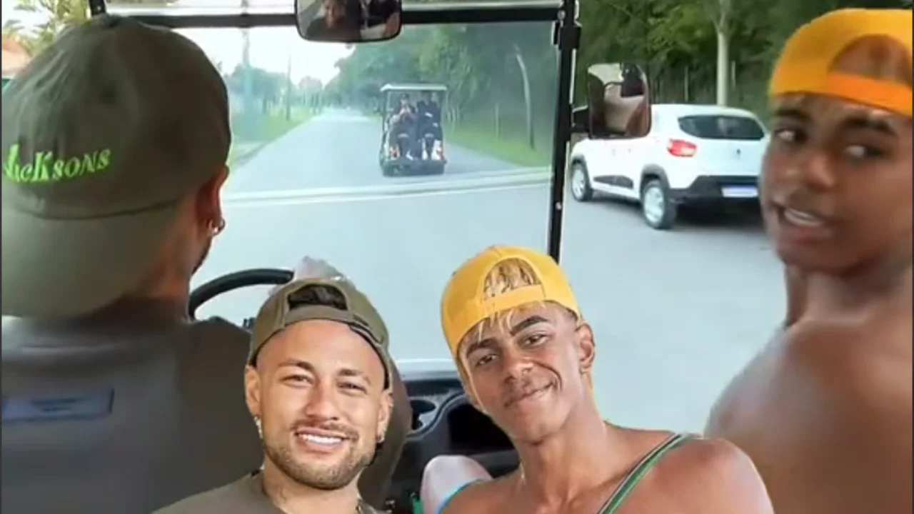 Ёш юлдуз Ямал кумирини кўриш учун Бразилияга учди! (видео)