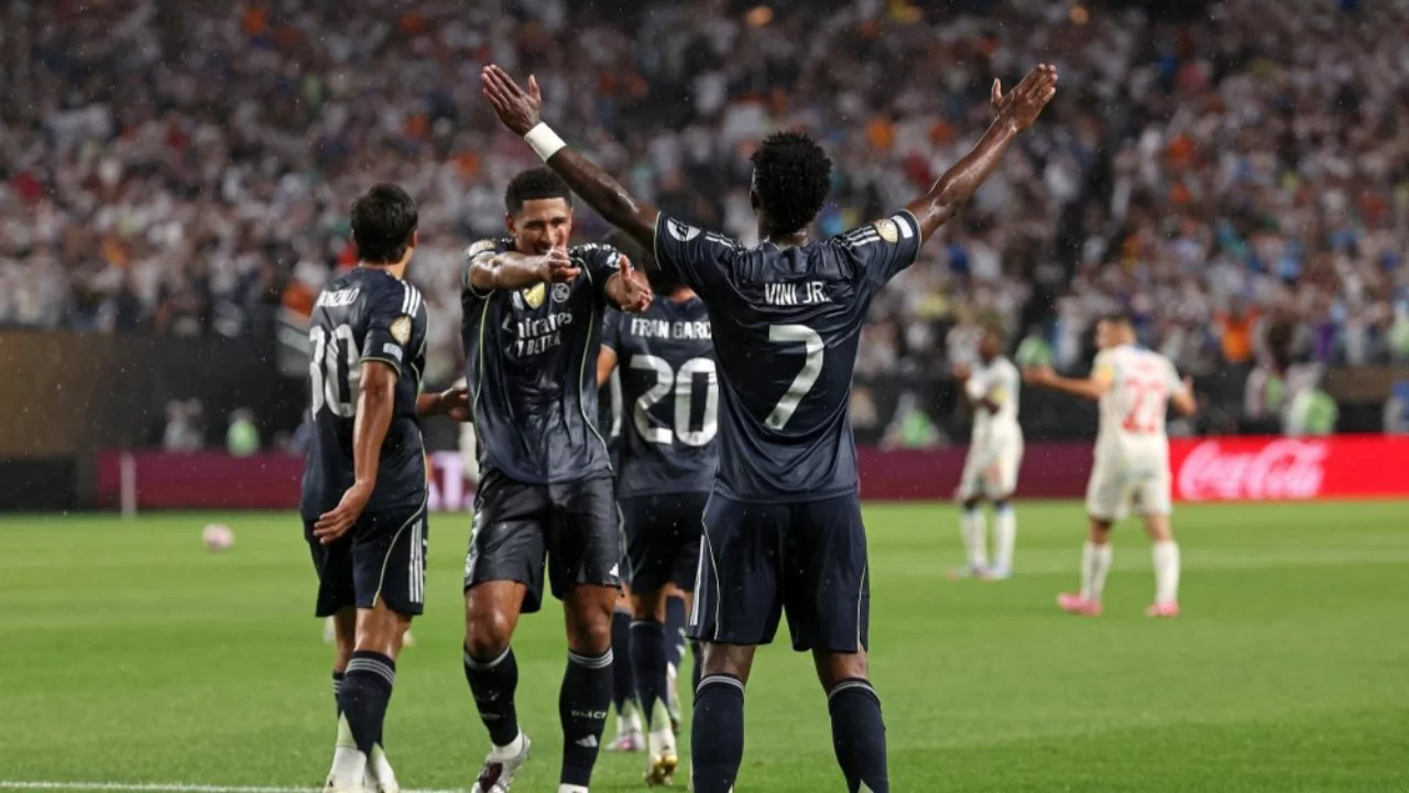 "Real" and "Al Hilal" easily secured playoff spots (video)