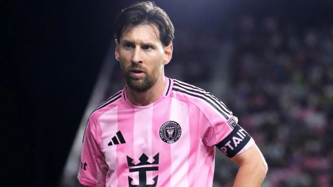Lionel Messi wants to change his team again: what could be the reason?