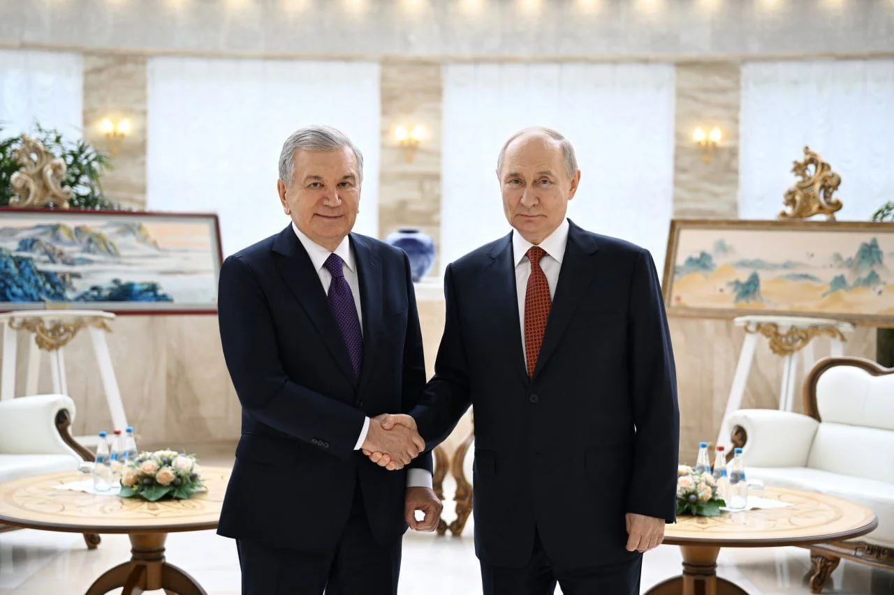 Mirziyoyev ve Putin Minsk’te Stratejik Diyalog Gerçekleştirdi