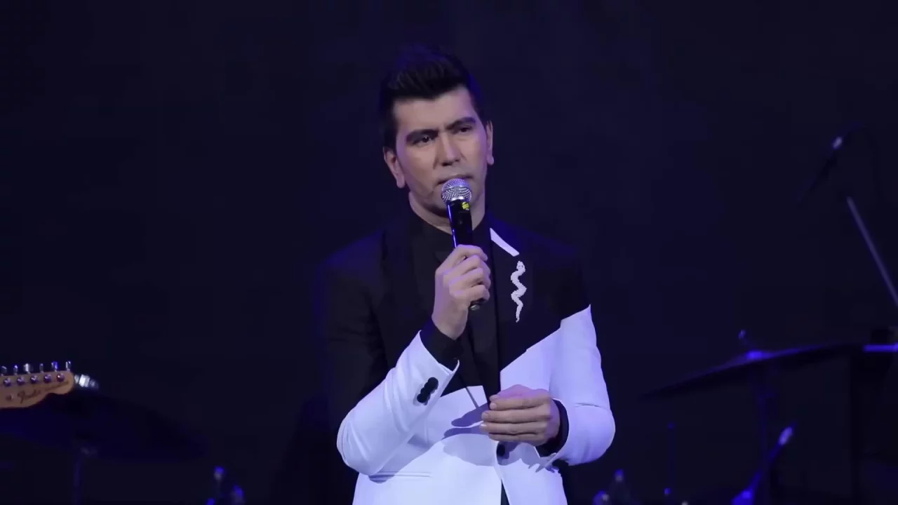 "This world is empty without my mother" - Sardor Mamadaliev shared his painful memories (video)