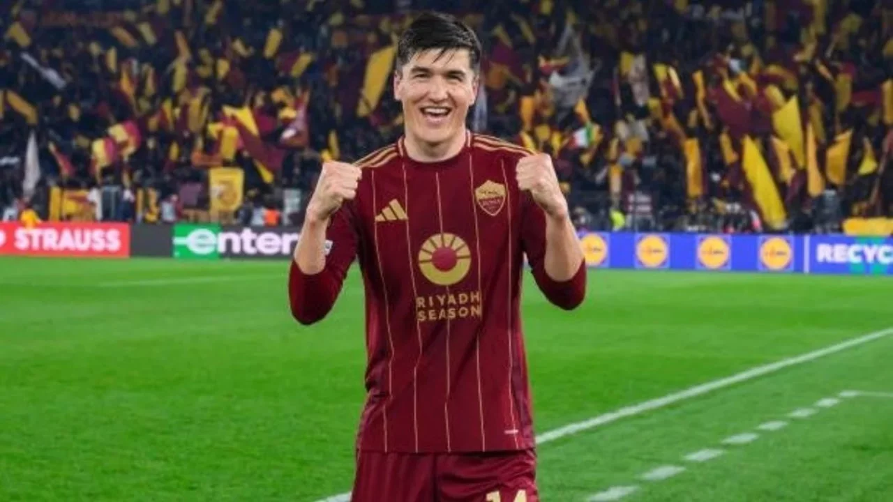 Where will Eldor Shomurodov play after Roma?