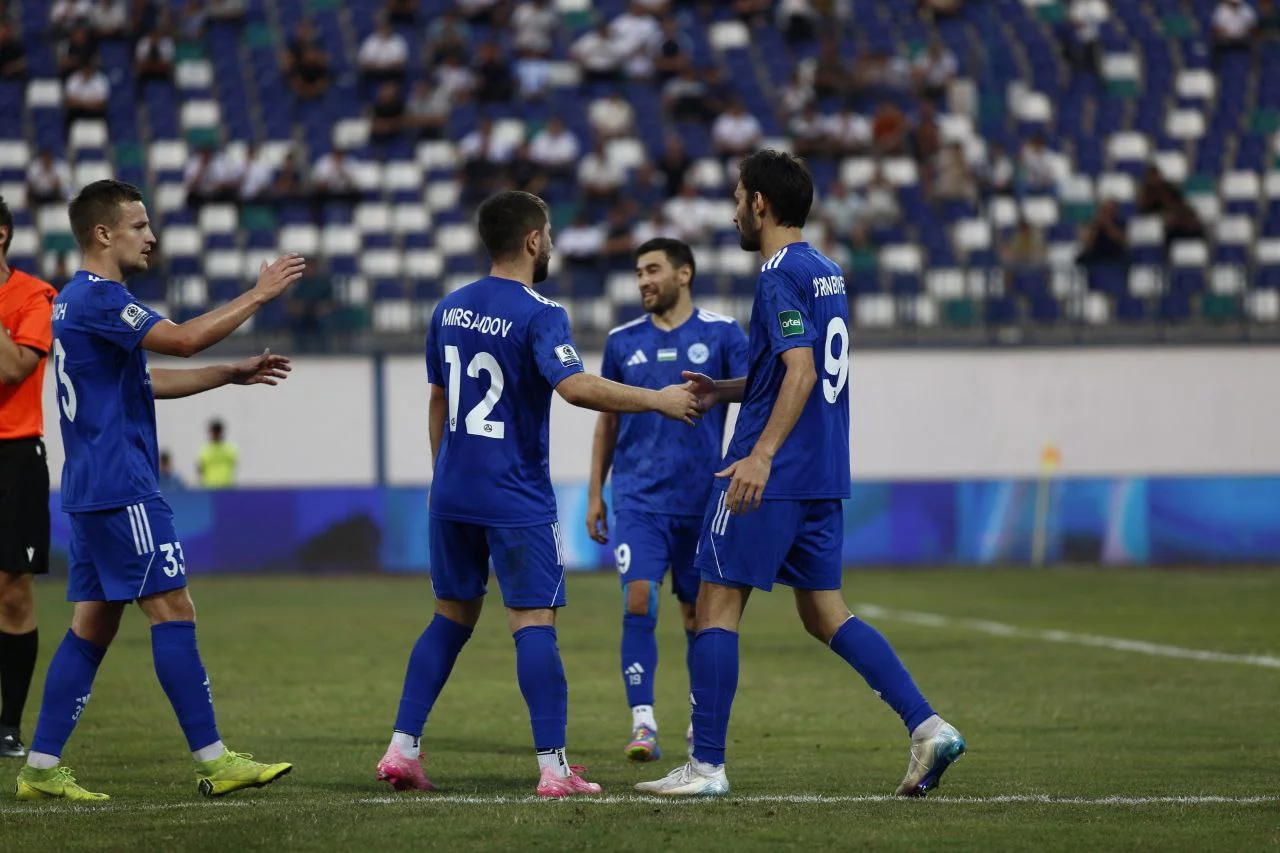 Super League. "Navbahor" crushed "Mashal" at home