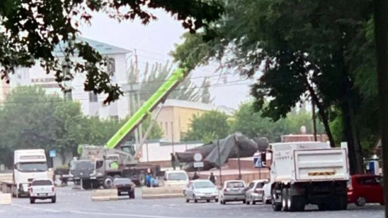 The Lenin statue in Osh has been removed: what will be installed in its place now?