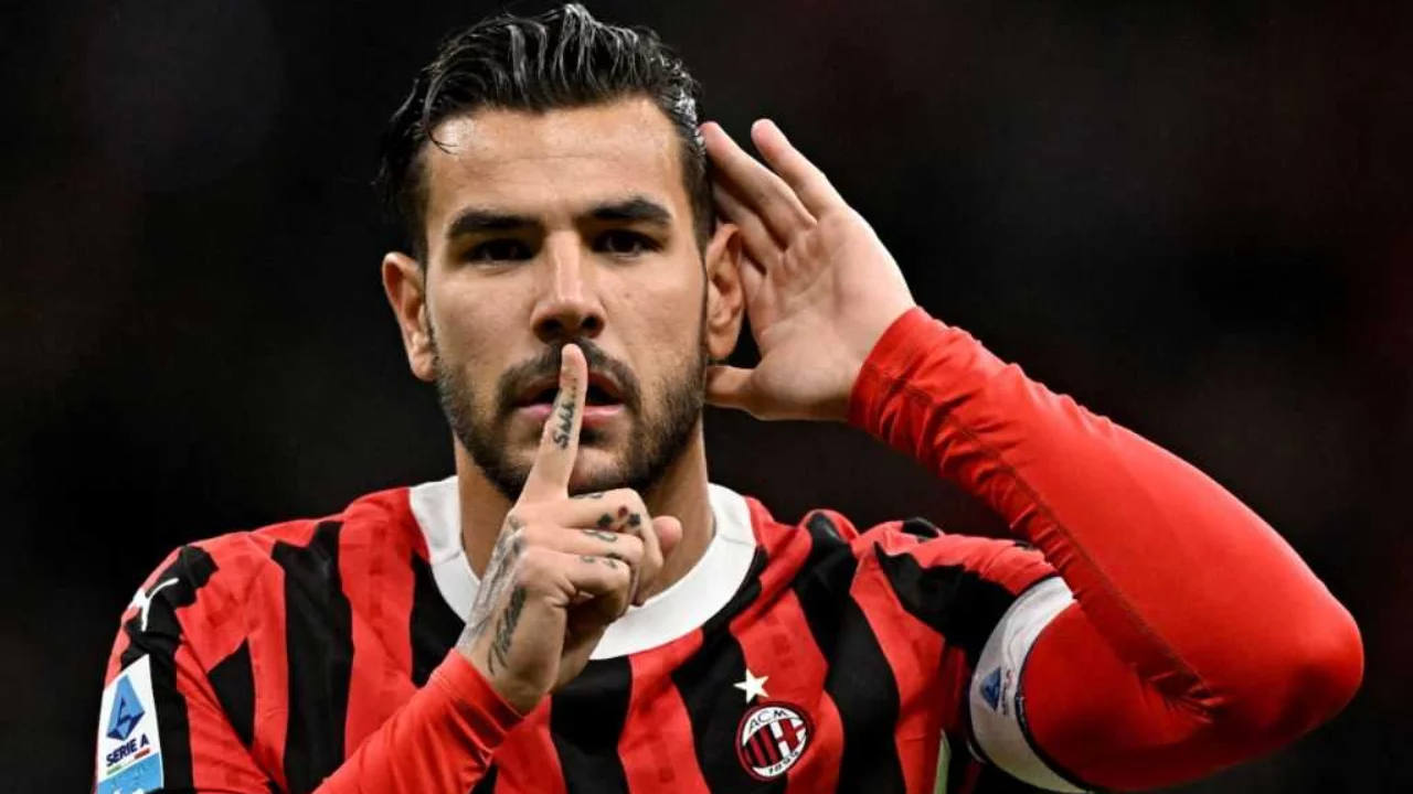 Al-Hilal'in Theo Hernandez için sansasyonel teklifi: 4 kat daha yüksek maaş!