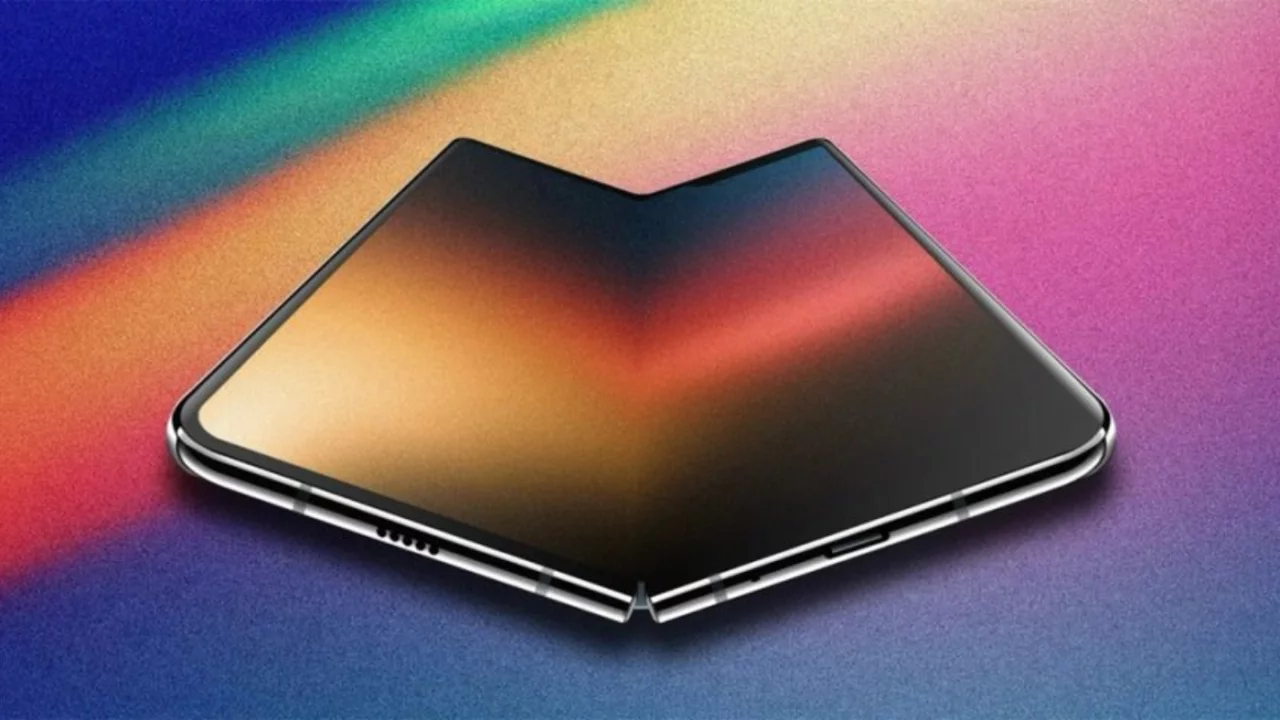 Apple is seriously working on a dual-screen iPhone.