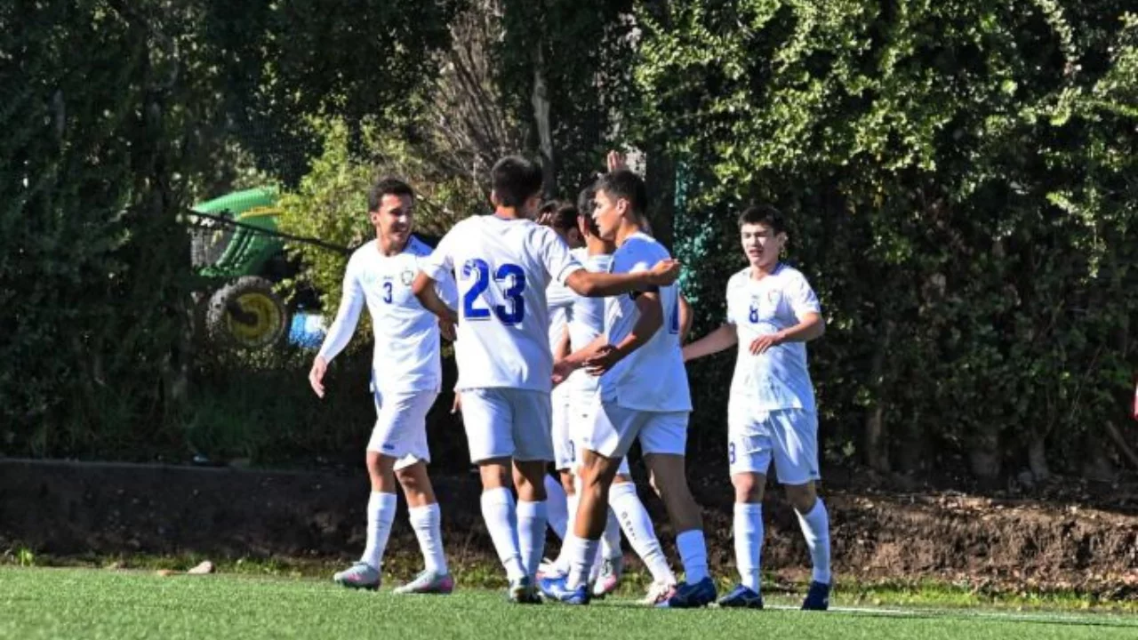 Özbek U-17 takımı ikinci maçta Şili'yi yendi