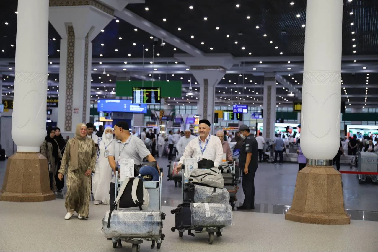 First hajj pilgrims return Home with a ceremonial welcome