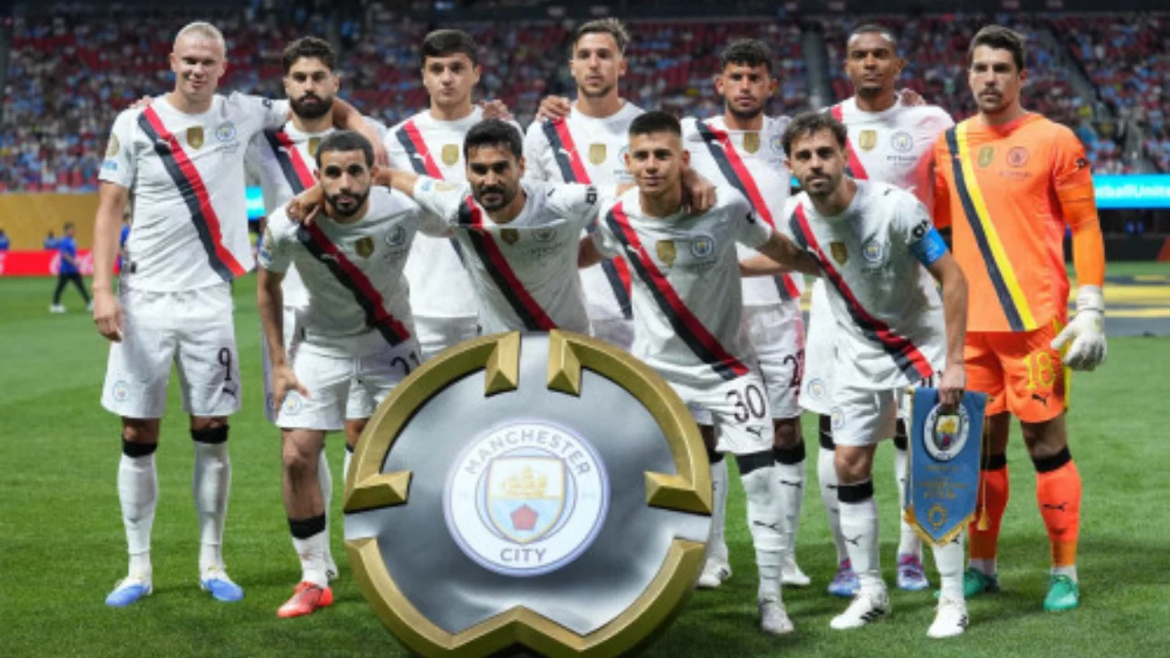 Who will "Real" replace Kroos and Modric with?