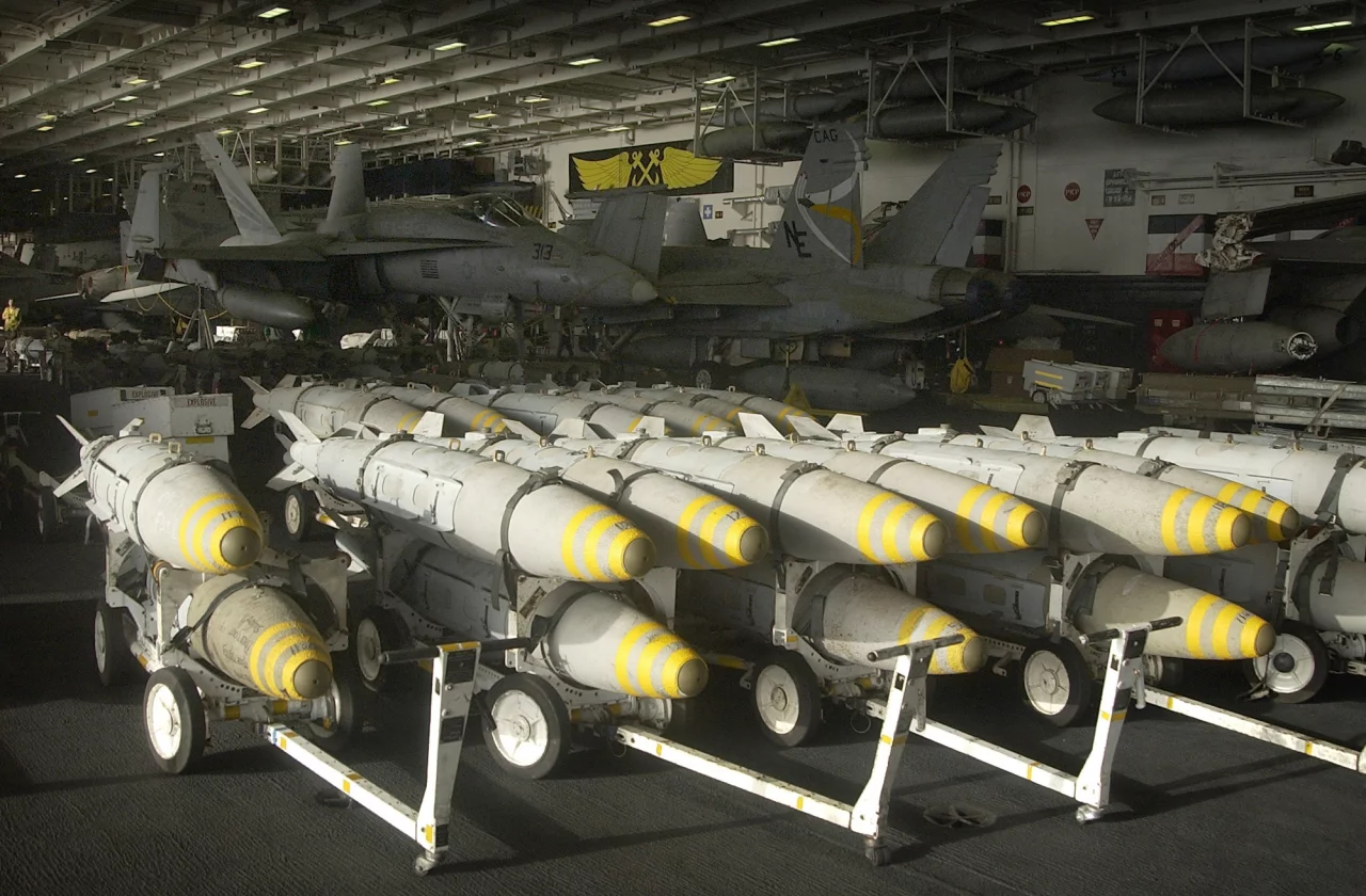 A Warning Signal from the US to Israel: Bunker Bombs Under Discussion