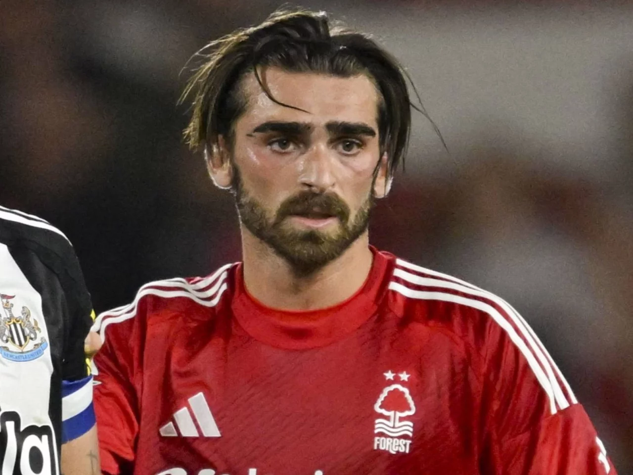 A New Star in "Fenerbahçe"? Mourinho Is Inviting Jota Silva to His Squad