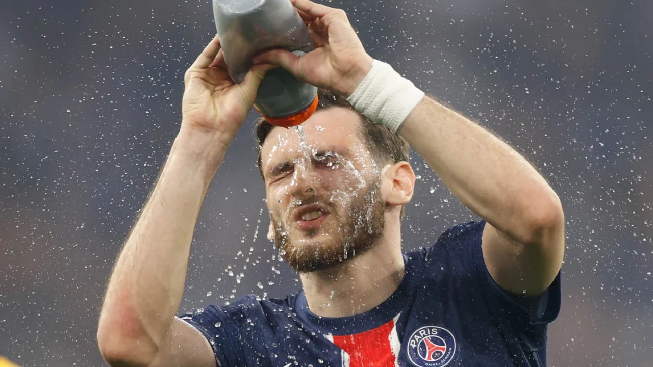 Kvaratskhelia robbed while on vacation in Cannes