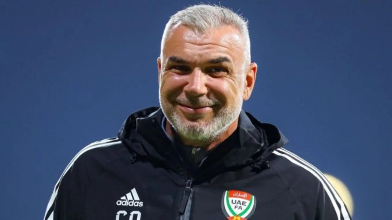 Olariu invited the fans to the UAE - Uzbekistan match
