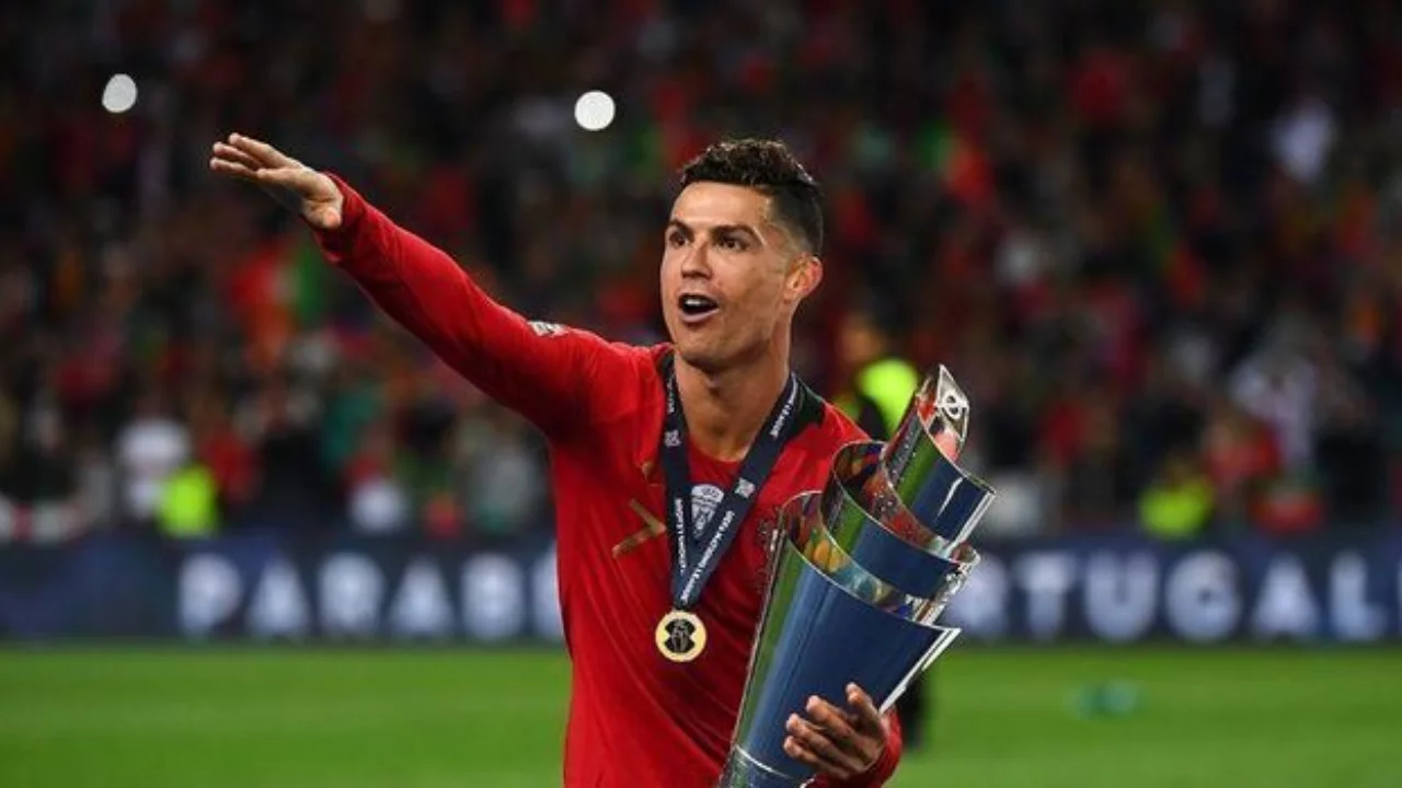 Ronaldo'nun gücü ve deneyimi Portekiz takımı için yolu açıyor