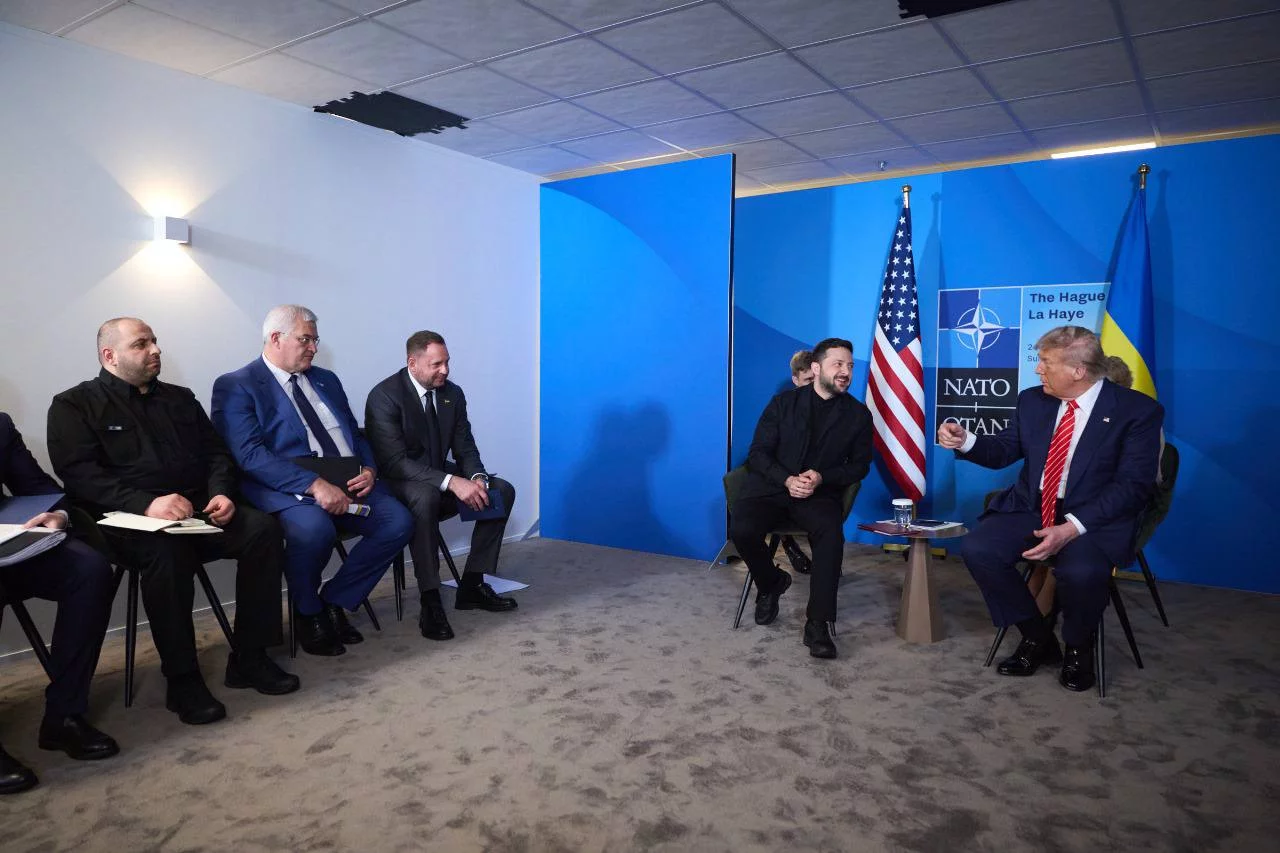 Зеленский ва Трампнинг тарихий учрашуви: НАТО саммитида тинчлик муҳокамаси