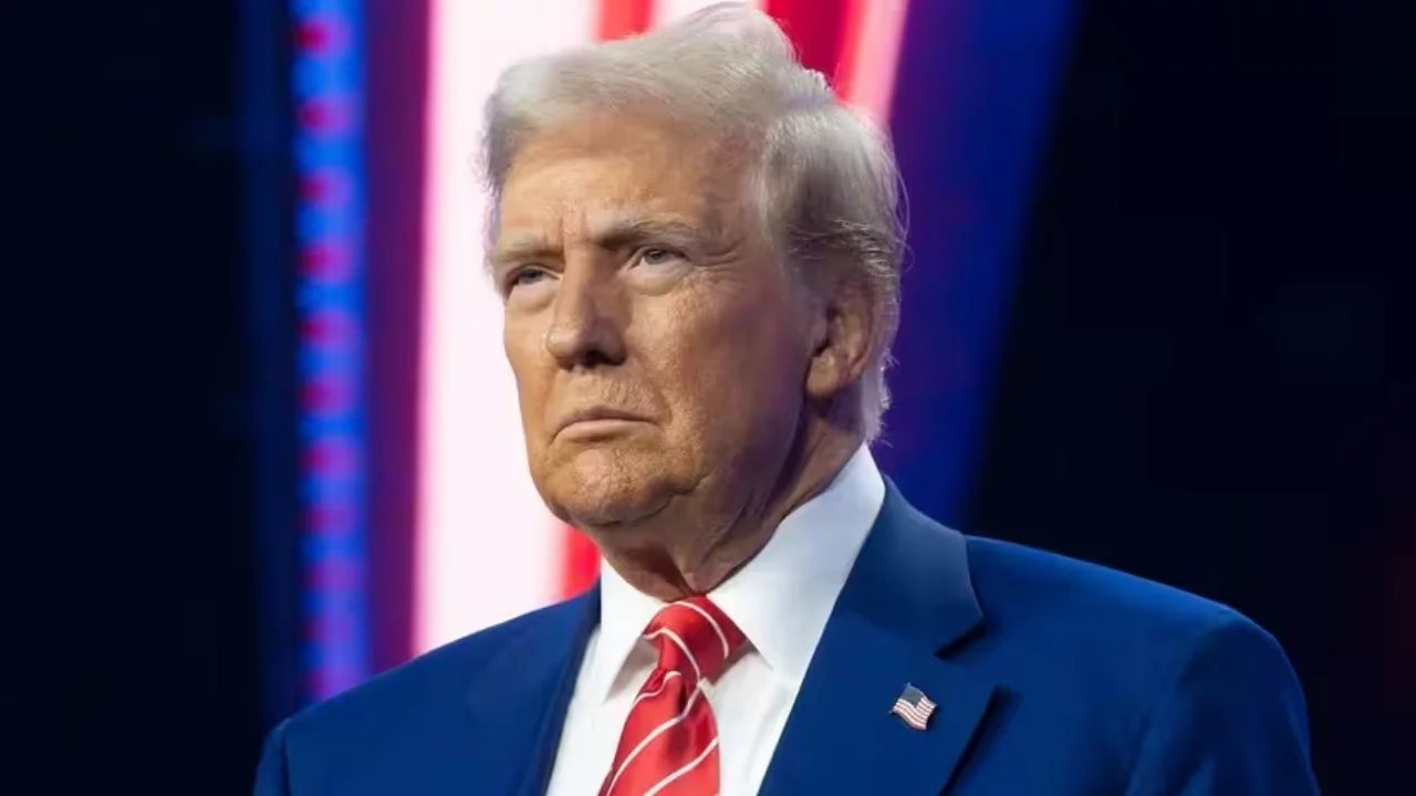 Трамп: “Эрон ядро қуролига эга бўлмаслиги шарт!”