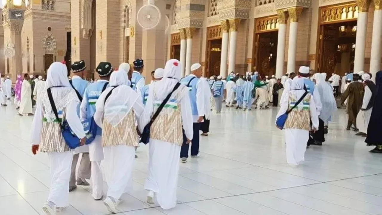 Sıcak hava dalgası mağduru: 8 Özbek hac sırasında öldü