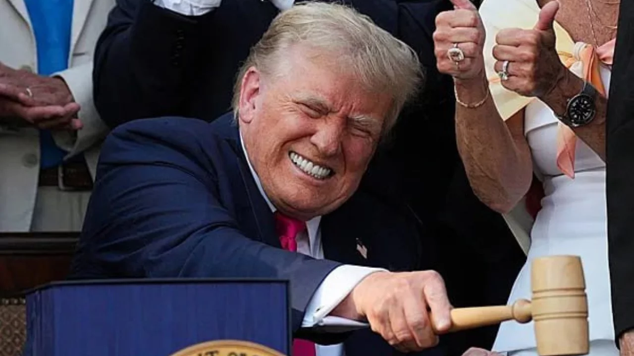 Trump wants to take control of sanctions against Russia into his own hands