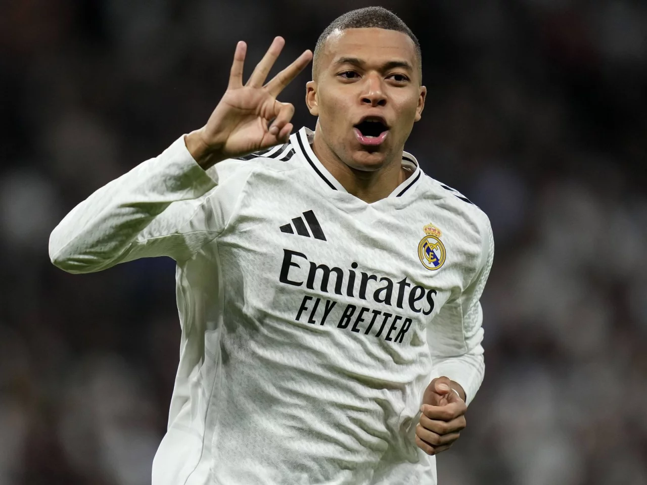 Real to hold frank talks with Mbappe and Vinicius