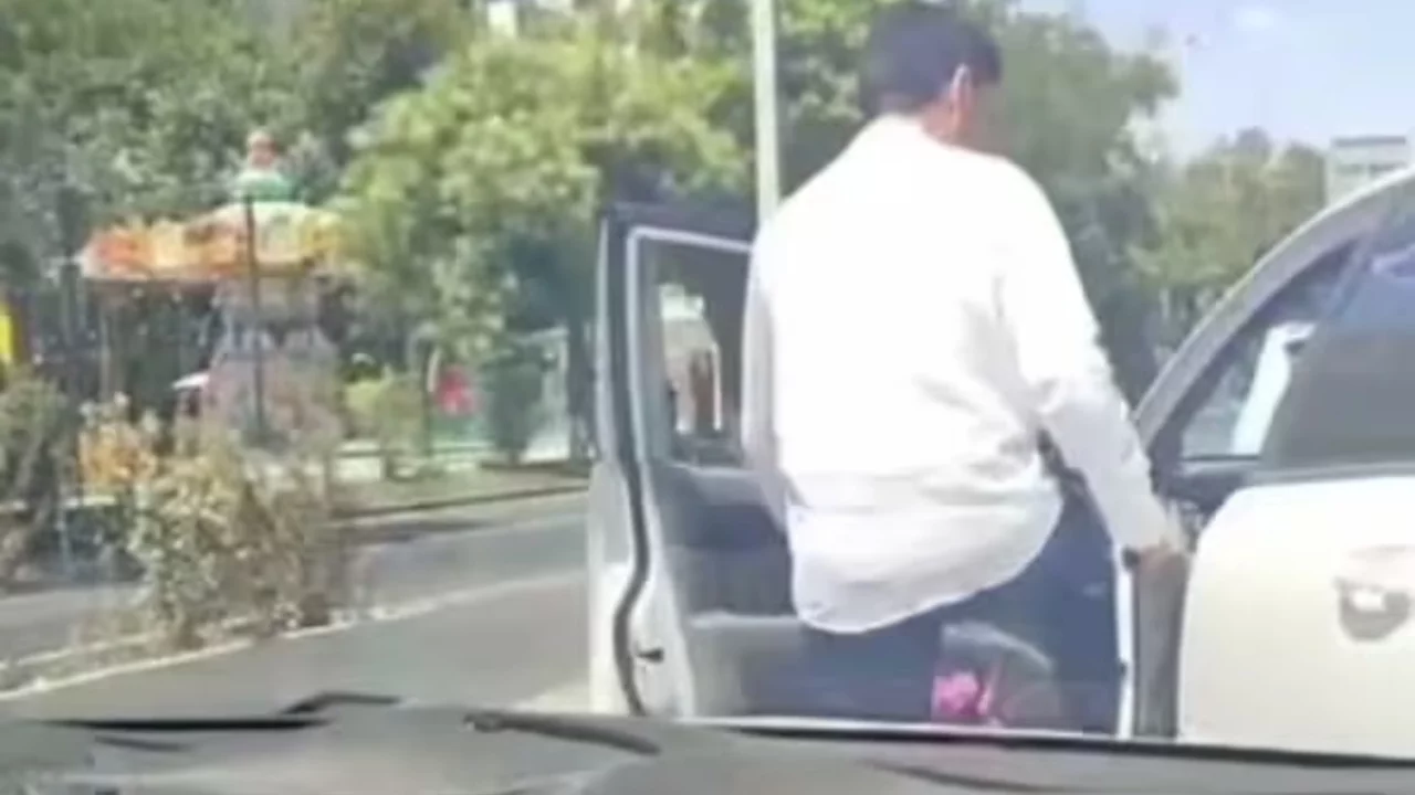 Taşkent’te Sürücü “Cop” ile Başka Araca Saldırdı