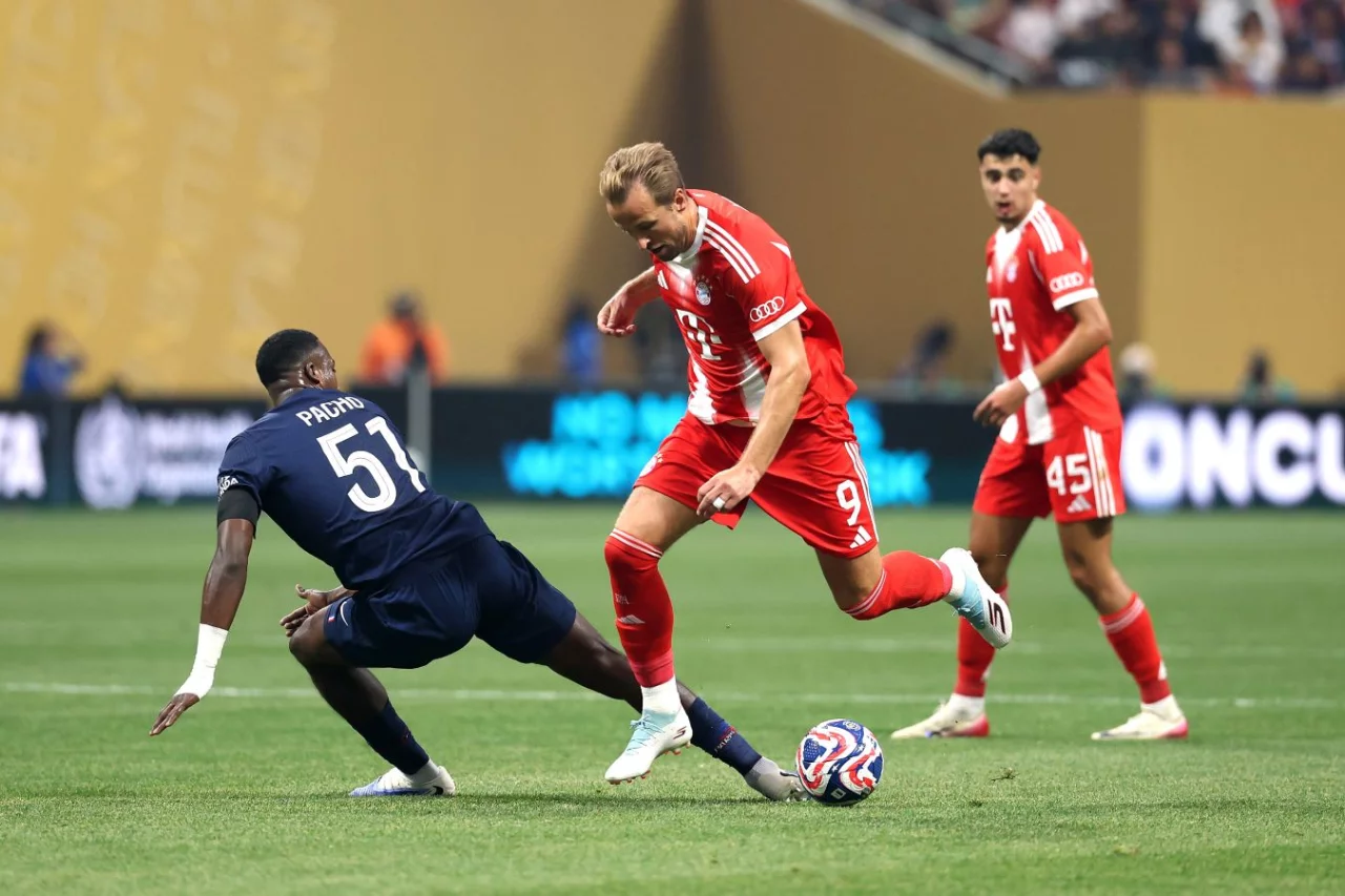 PSG vs. Bayern: A Dramatic Match, Two Red Cards, and Decisive Goals