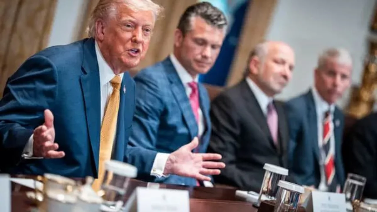 Трамп Путиндан “беҳуда гаплар” эшитишдан чарчади: Уруш тўхтамаяпти