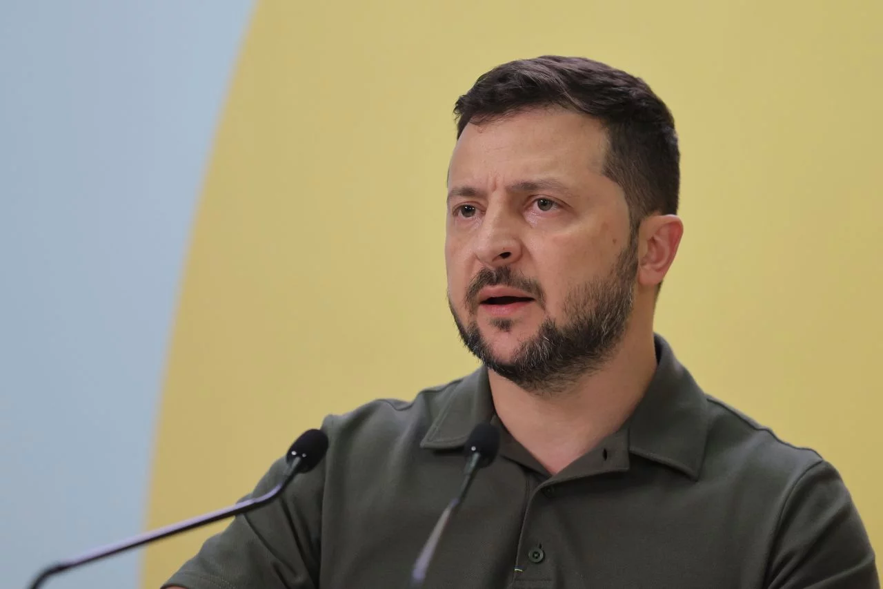 Зеленский шарт қўйди: Украина, Россия ва АҚШ етакчилари учрашуви кутилмоқда