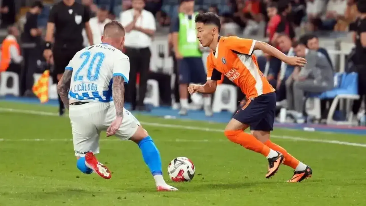 How were Fayzullaev’s debut and Shomurodov’s 90 minutes evaluated?