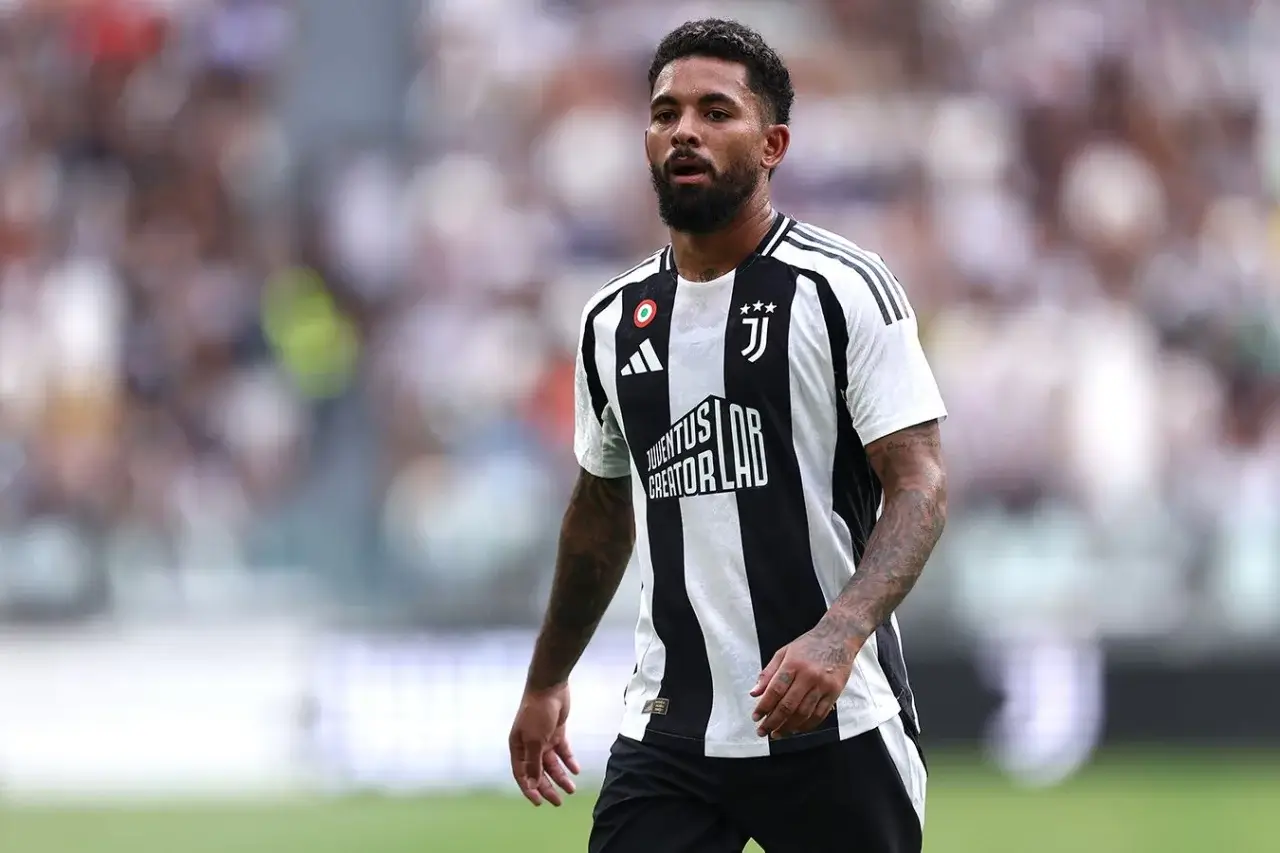Douglas Luiz “Juventus”tan ayrılıyor ve Premier Lig’e dönüyor