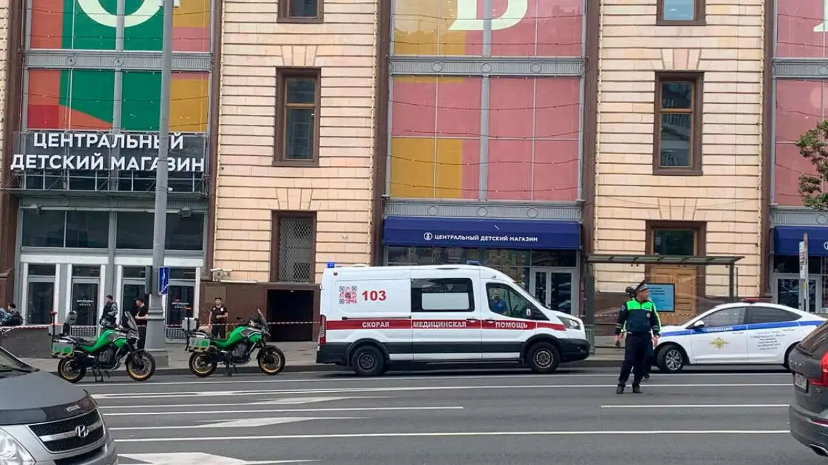 Лубянке в «Детском мире» взрыв: один человек погиб