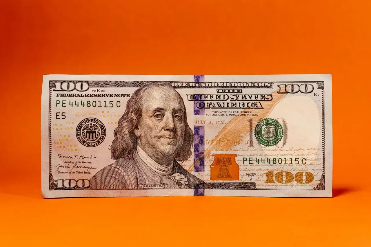 Bugün hangi bankada dolar bozdurmak avantajlı