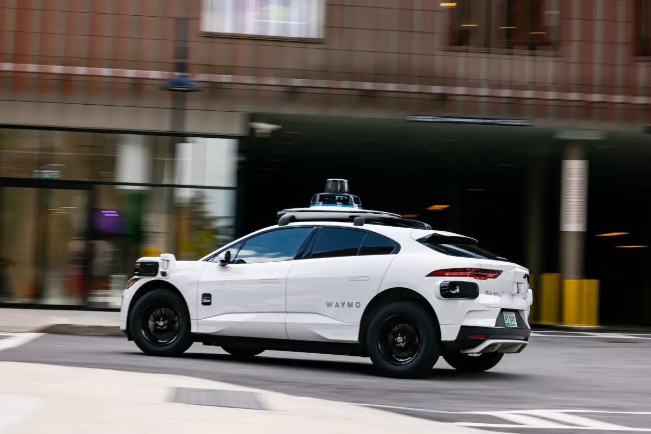 Waymo Nyu-Yorkda avtonom mashinalar sinoviga ruxsat oldi