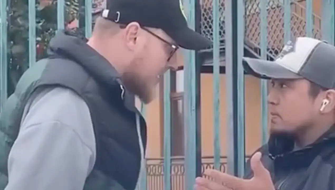 Москвада ўзбекистонлик такси ҳайдовчиси ҳақоратланди: ТИВ жавоб берди
